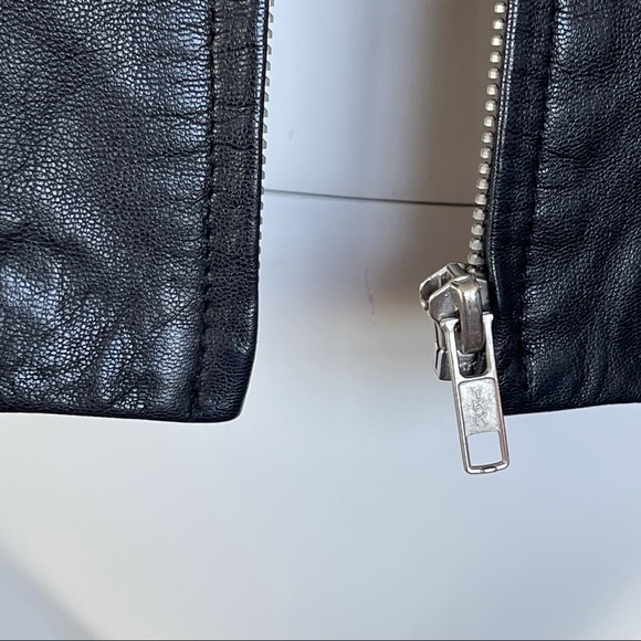 Leather Nygard Collection Petite Vest! - Picture 6 of 7